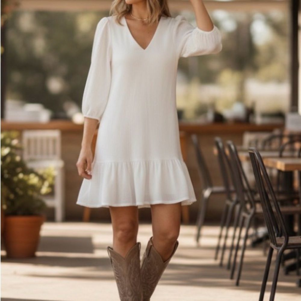 Bleecker 126 White Textured Mini Dress tye back – Size 8